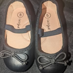 Girls shoes
